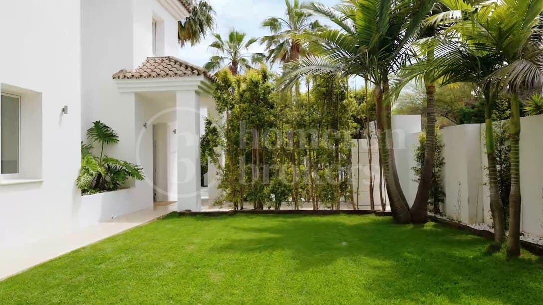 Villa Casasola - Walking-Distance To The Beach
