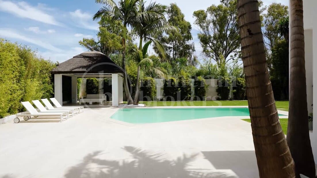 Villa Casasola - Walking-Distance To The Beach