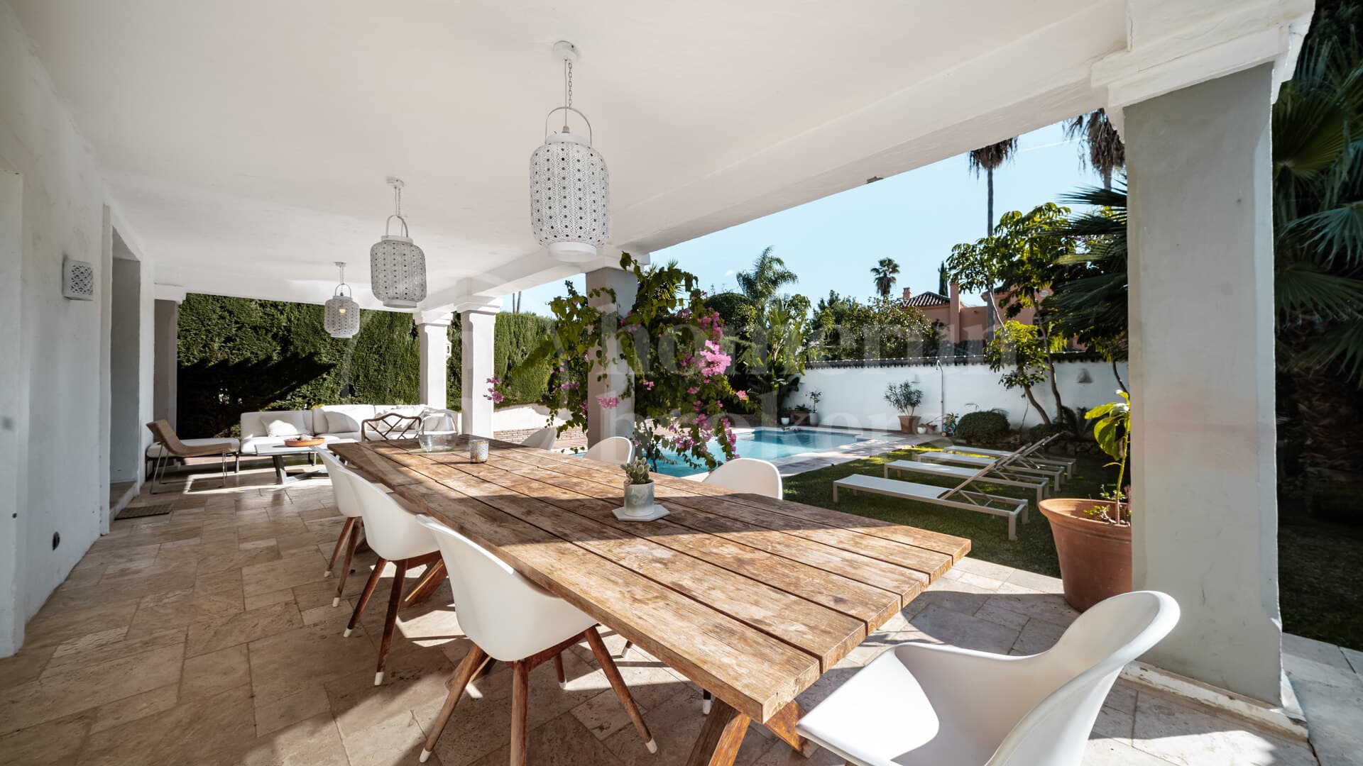 Villa Peony - Andalusian Villa in Double-Gated Community