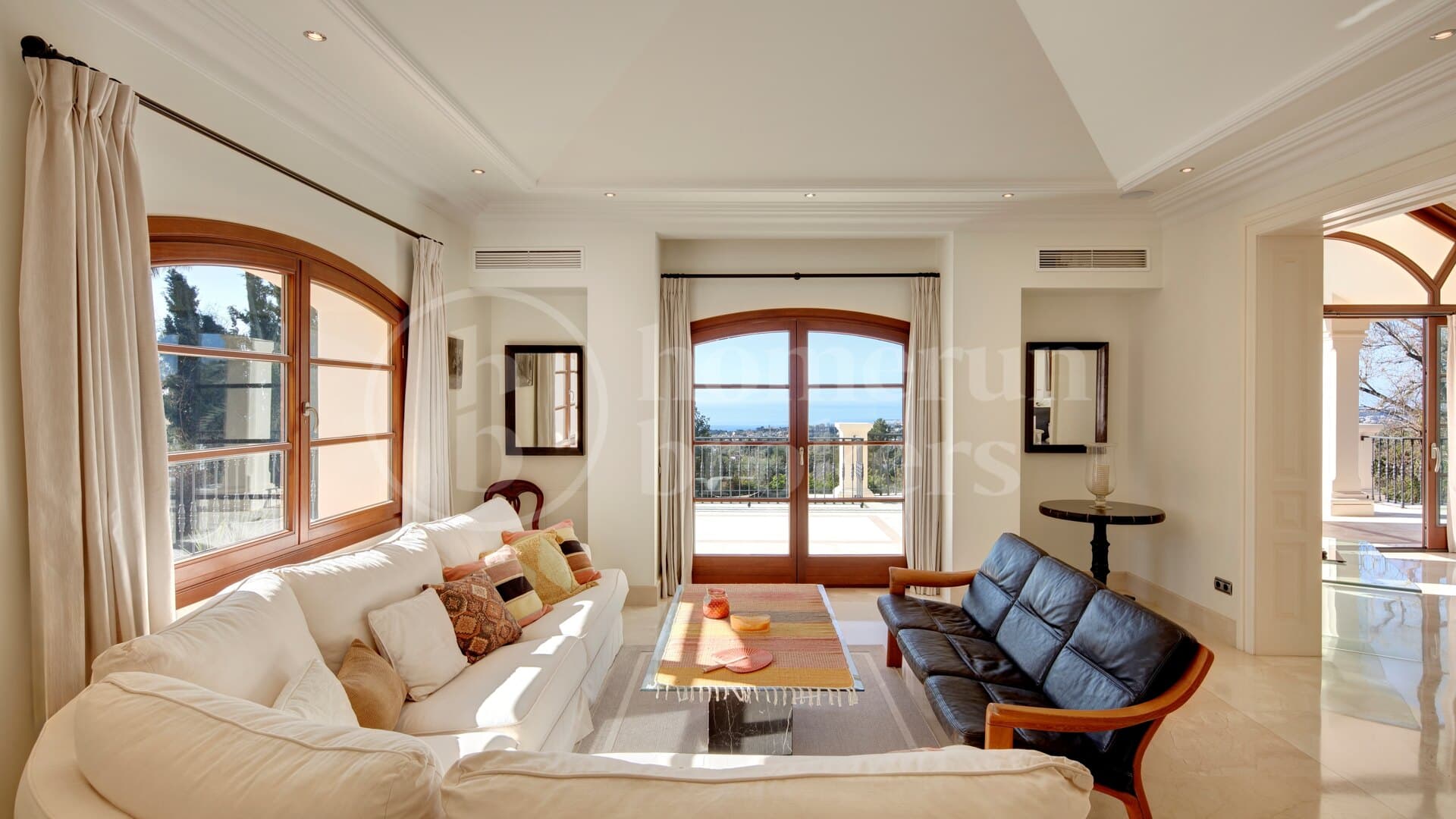 Casa Augusta - Elegant Villa in Marbella Golden Mile