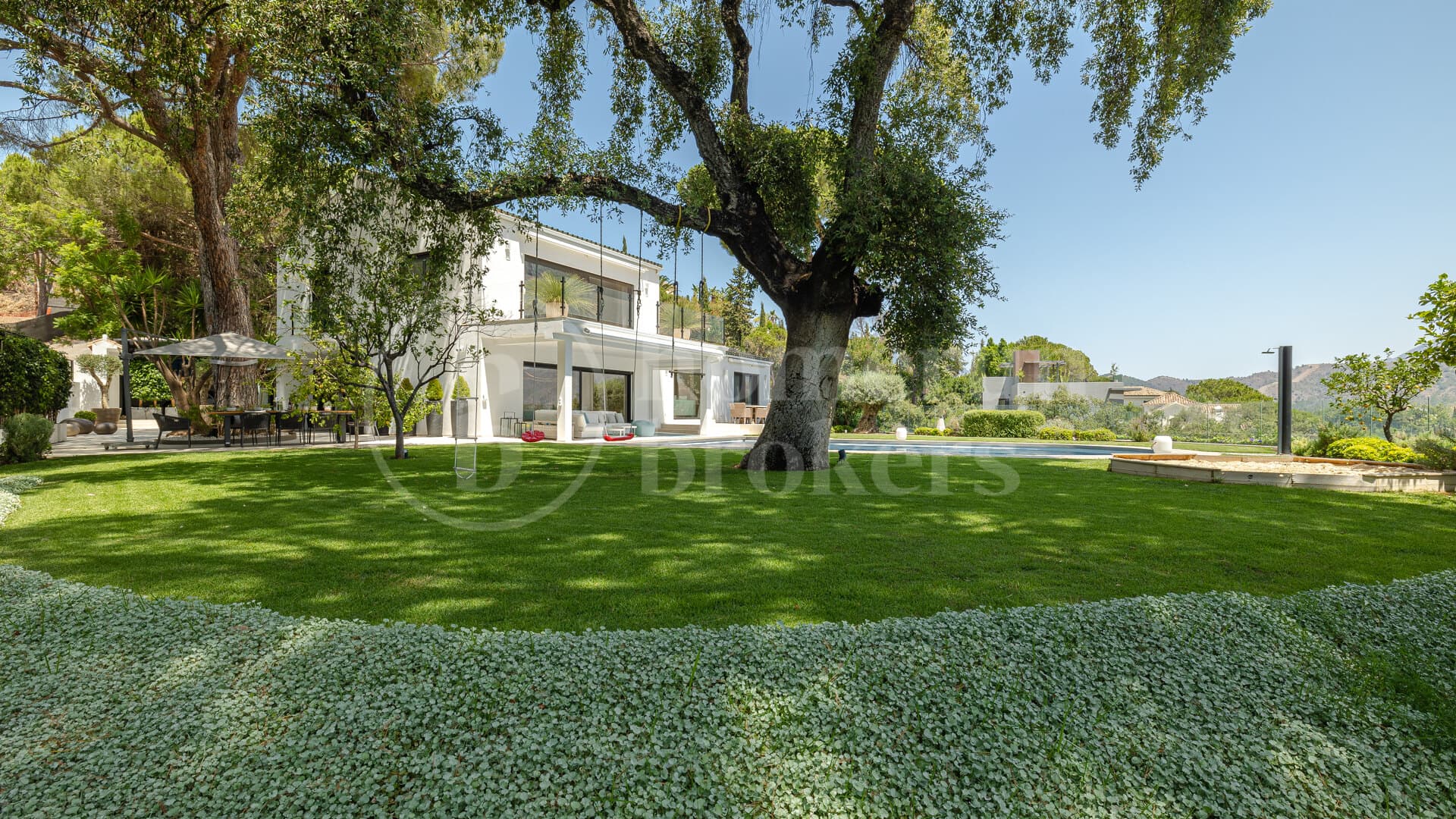 Casa Tranquila – Contemporary Villa with Sea & Mountain Views