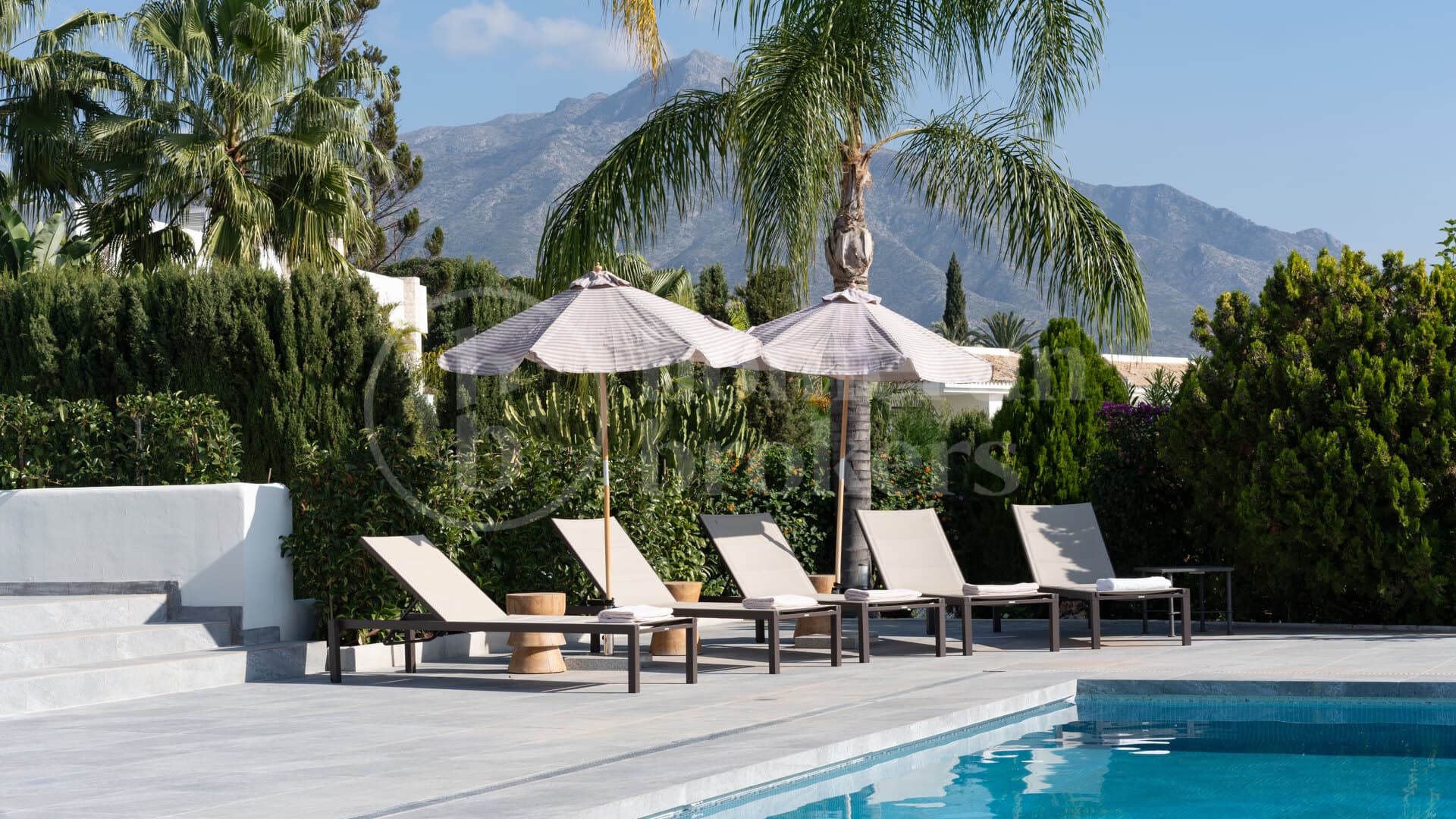Villa La Cerquilla – Villa in Nueva Andalucia, Marbella