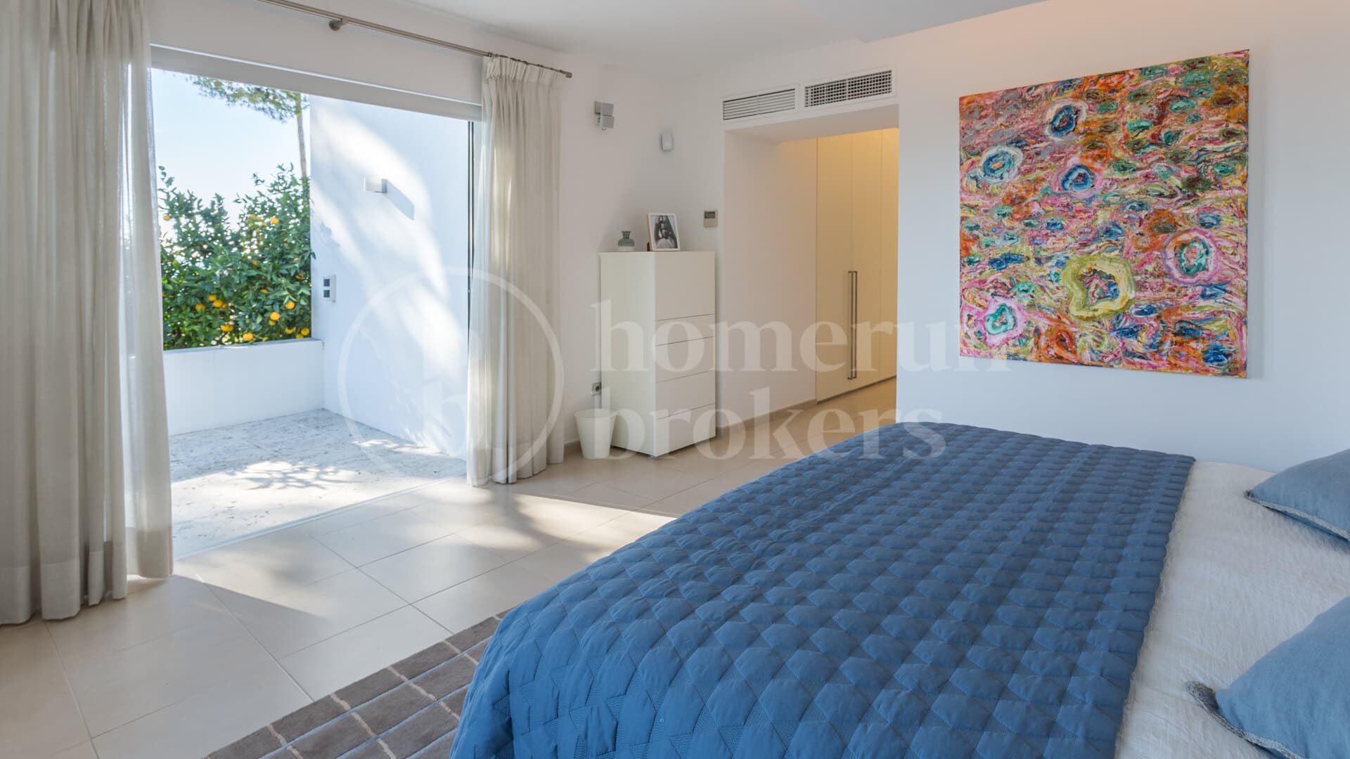 Villa Limeña - Modern Villa with Stunning Sea Views on Marbella’s Golden Mile