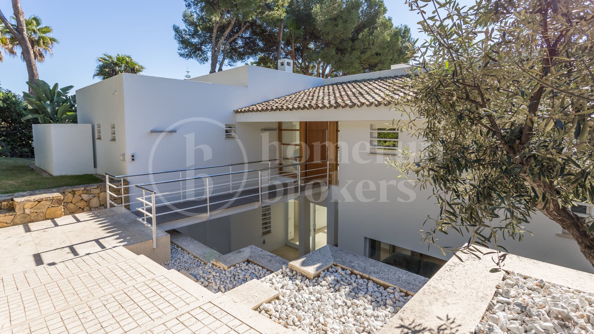 Villa Limeña - Modern Villa with Stunning Sea Views on Marbella’s Golden Mile