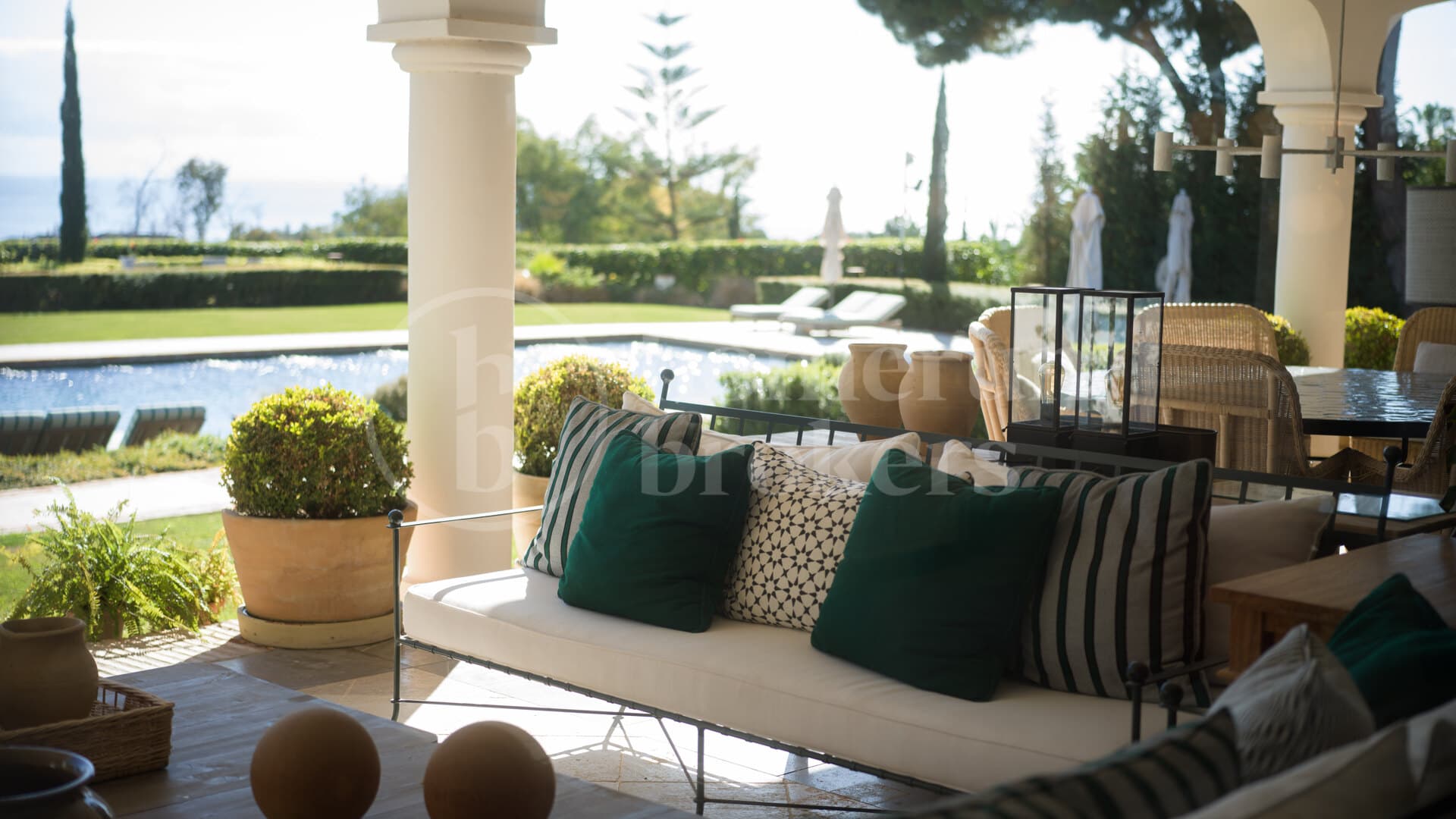 Villa La Gratitud - Experience Unmatched Luxury