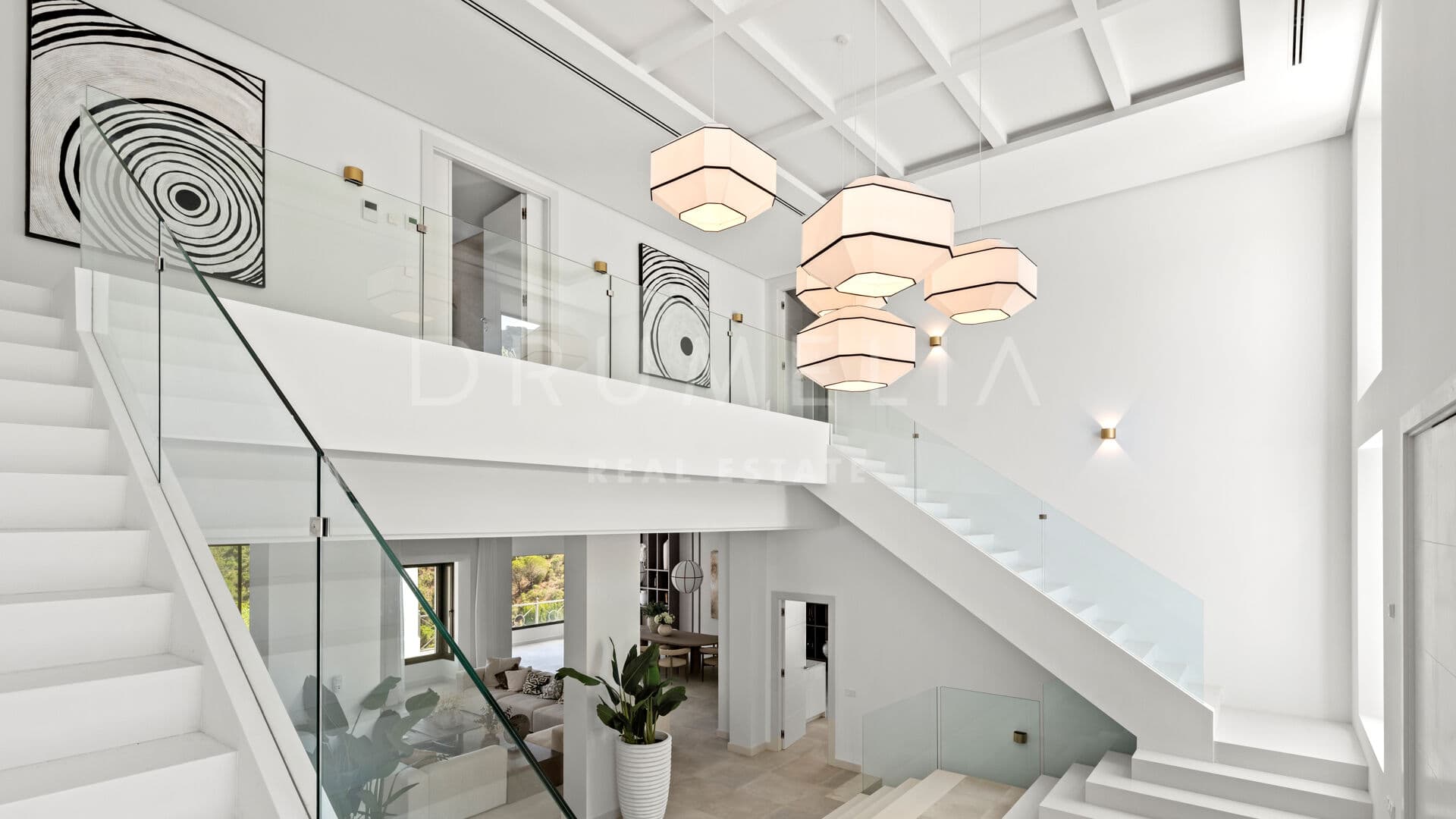Magnificent mansion for sale in the prestigious El Madroñal with breathtaking sea views, Marbella.