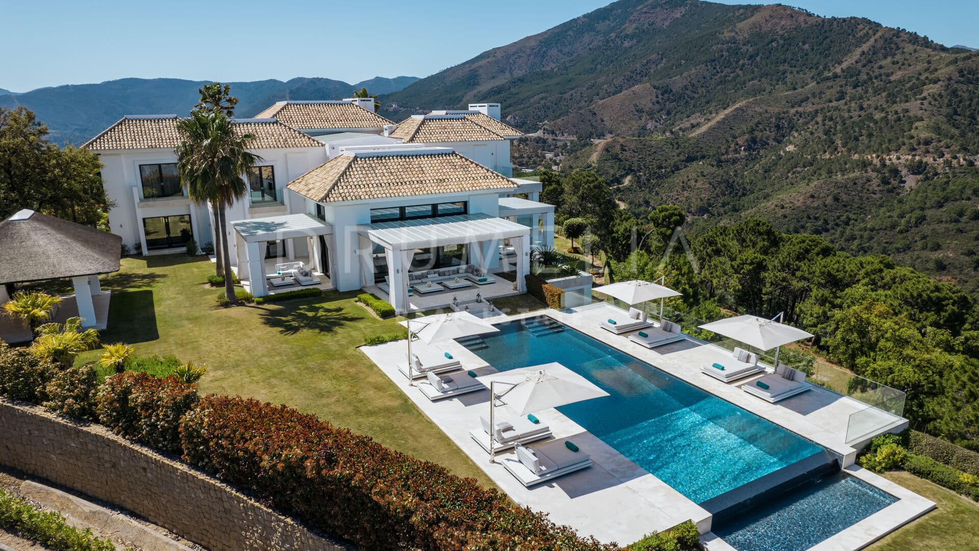 CASA VALENTINO - Unique Luxury Mansion with panoramic views in La Zagaleta, Benahavis