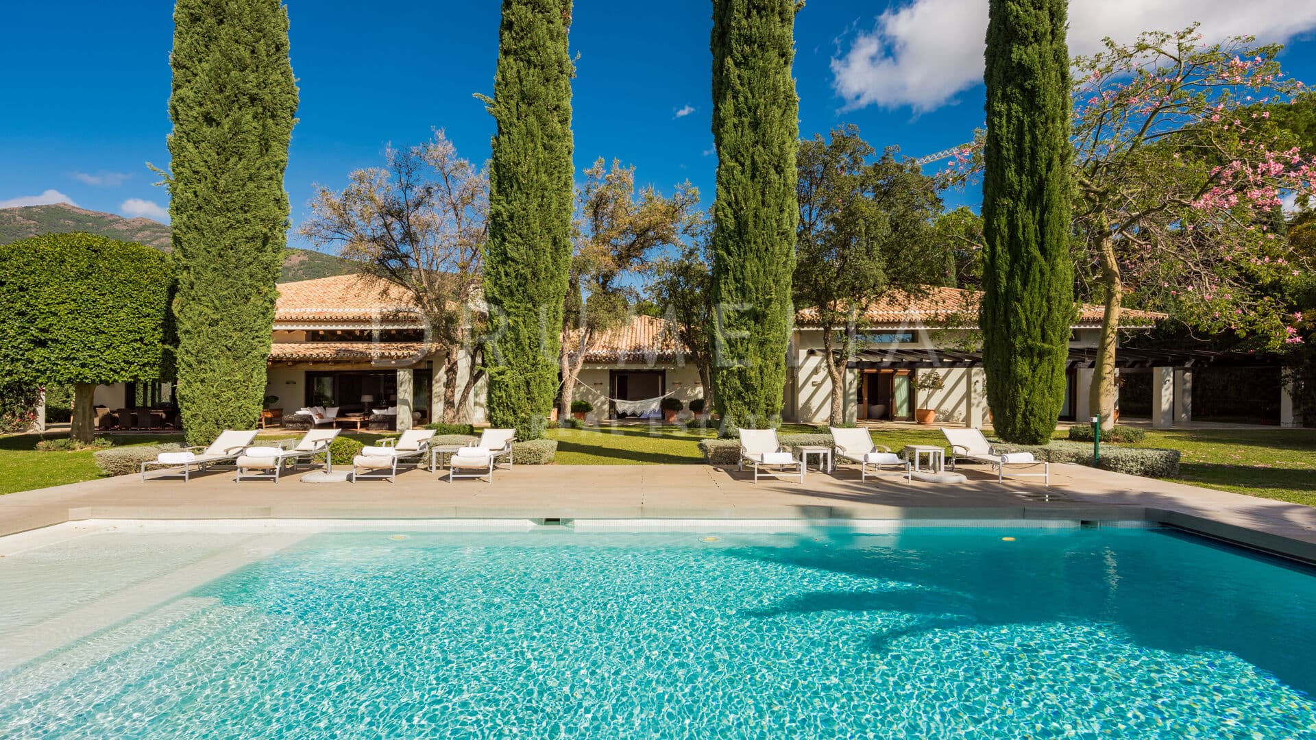 Magnificent luxurious villa with panoramic sea views in La Zagaleta Golf Resort, Benahavís