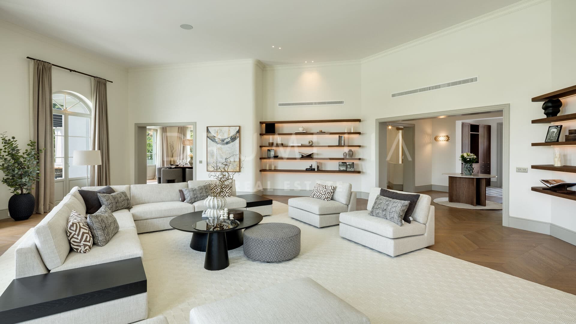 Contemporary Villa with Mountain Views in La Zagaleta, Benahavís