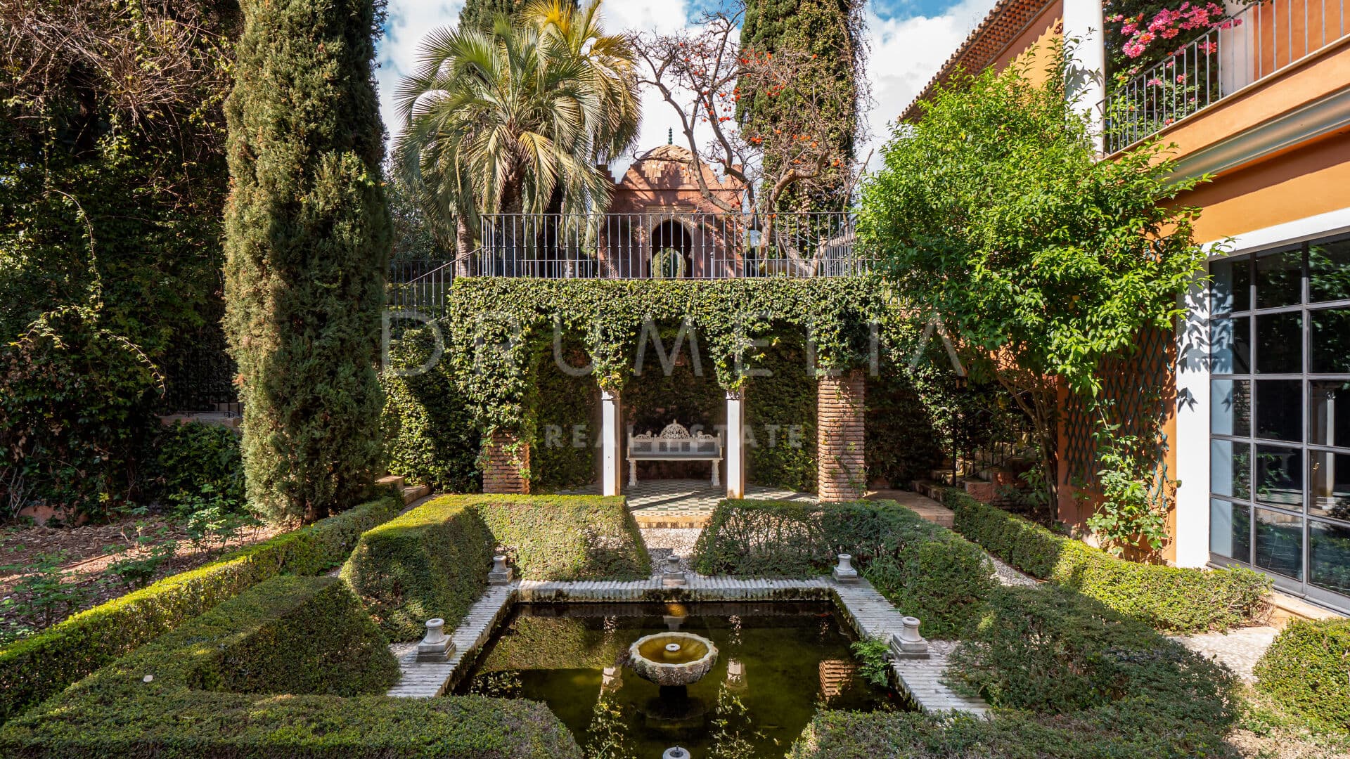 Andalusian-Style Villa with Panoramic Sea Views, Nagüeles, Golden Mile, Marbella
