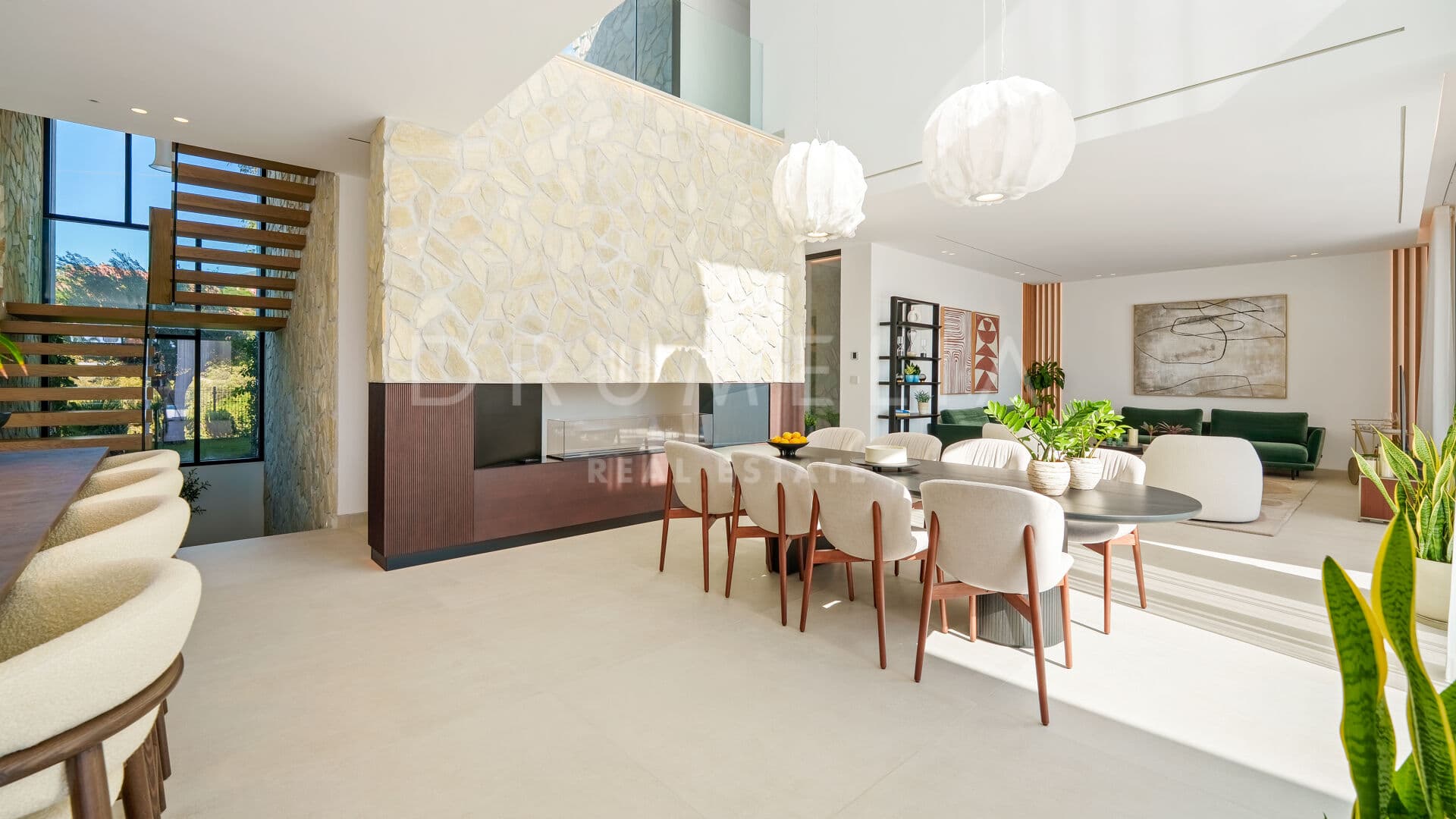 Modern Mediterranean Masterpiece in La Quinta