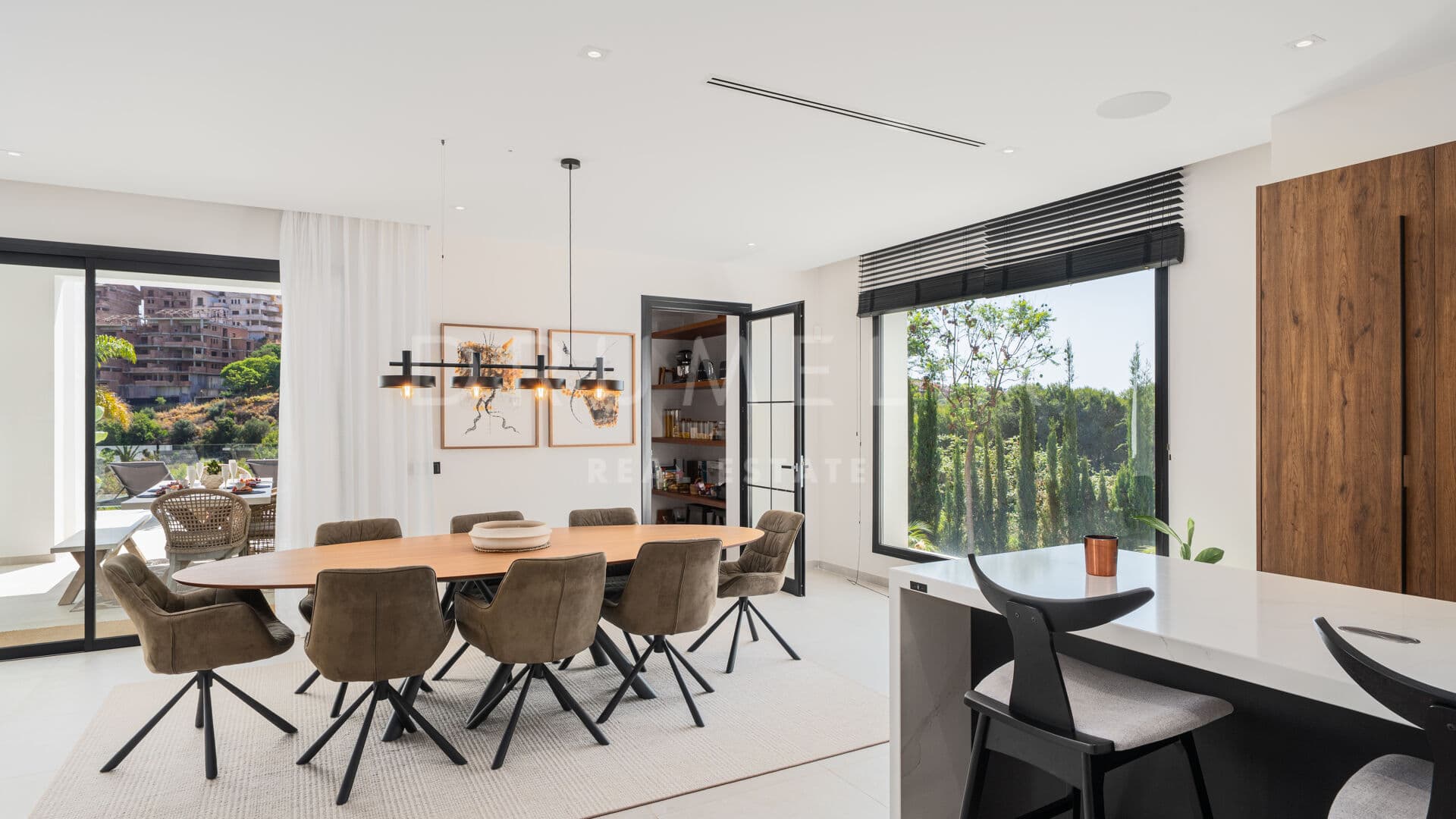 Villa Andrea - Modern Frontline Golf Villa with Sea Views in Elviria, Marbella
