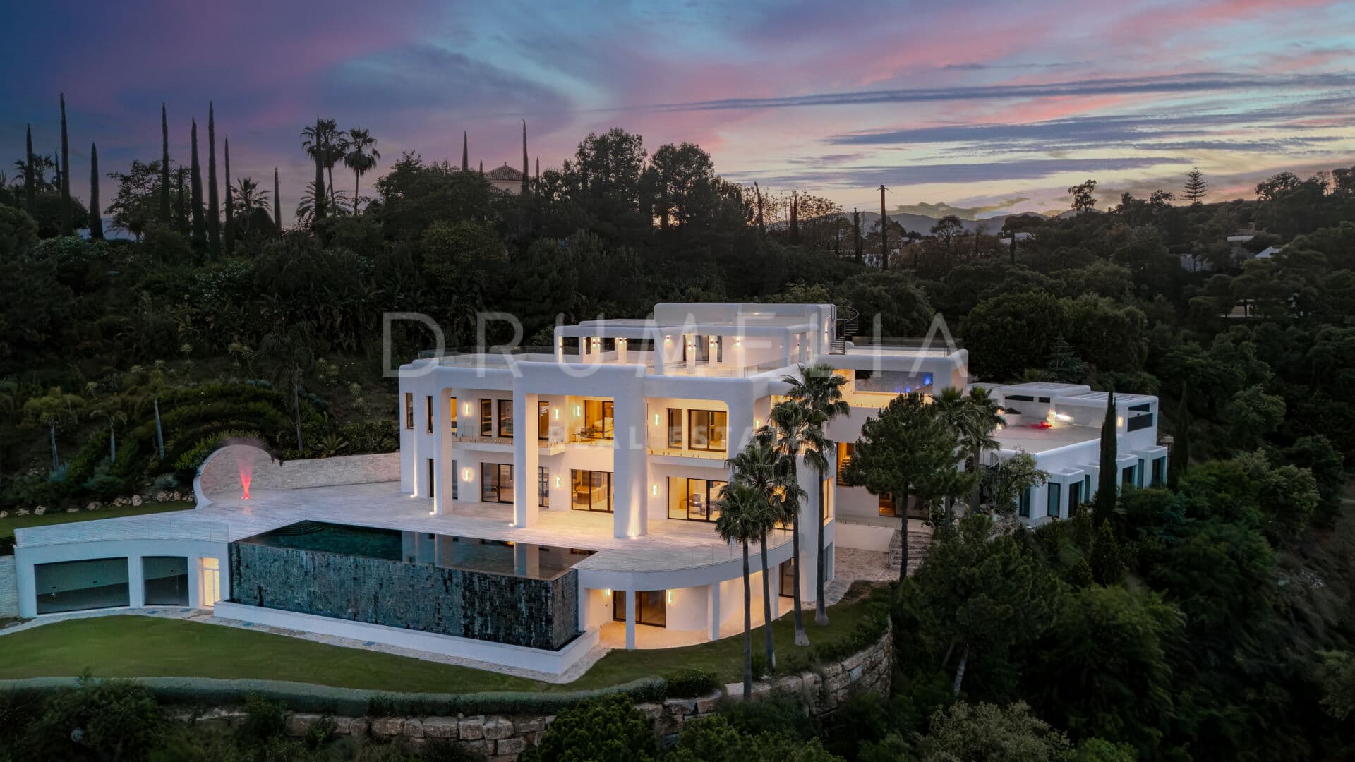 Spectacular Modern Masterpiece with Breathtaking Sea Views in Prestigious La Zagaleta, Benahavis