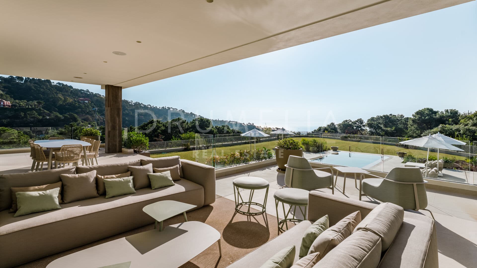 Move-In Ready Modern Villa with Panoramic Views in La Zagaleta
