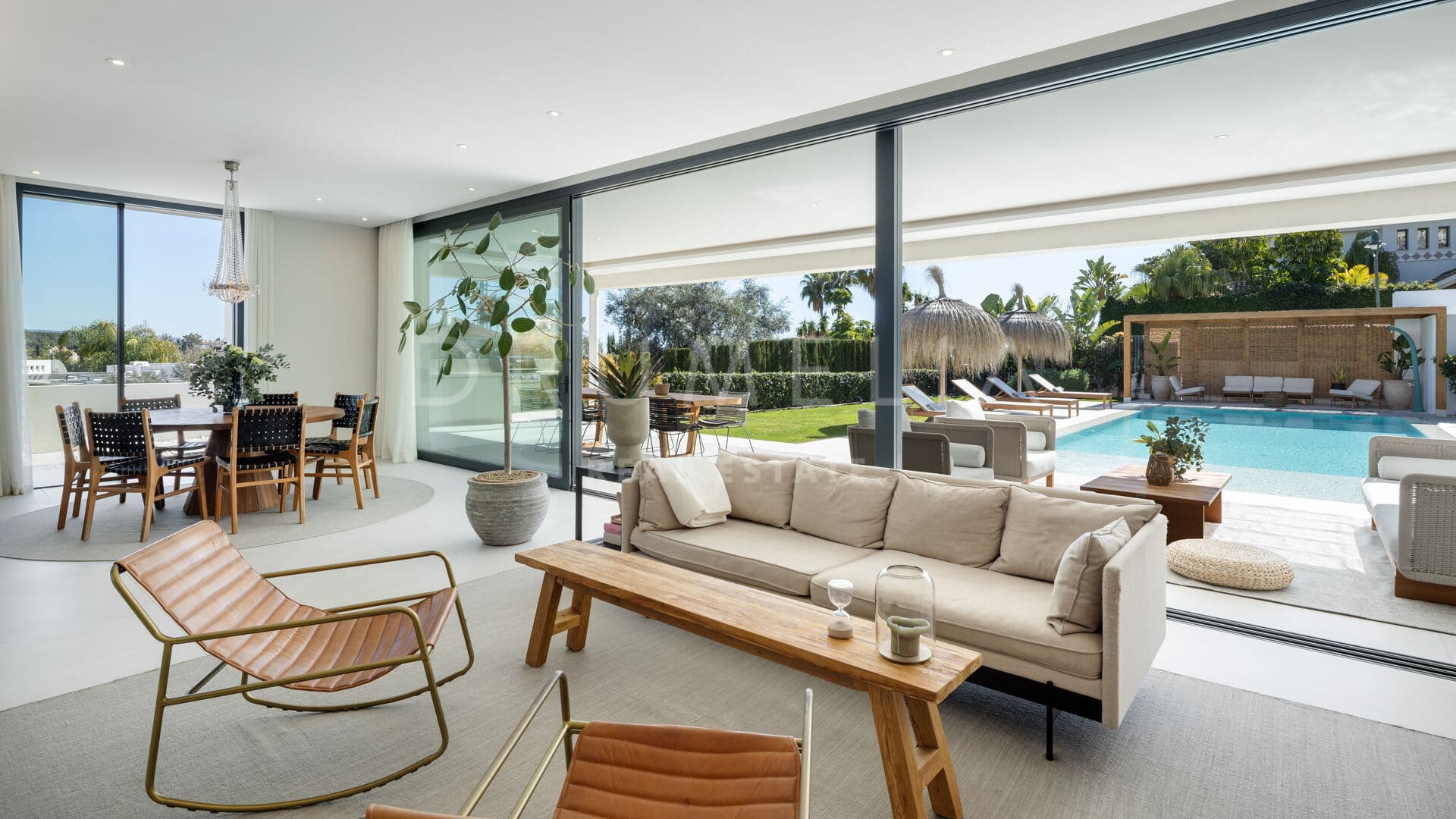 Modern Living Framed by Nature in La Cerquilla