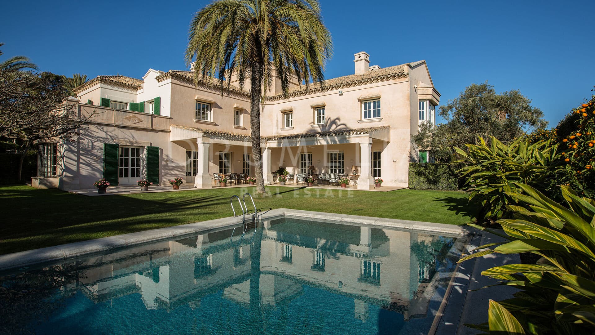 Elegant Beachside Villa with Sea Views in Los Monteros Marbella East