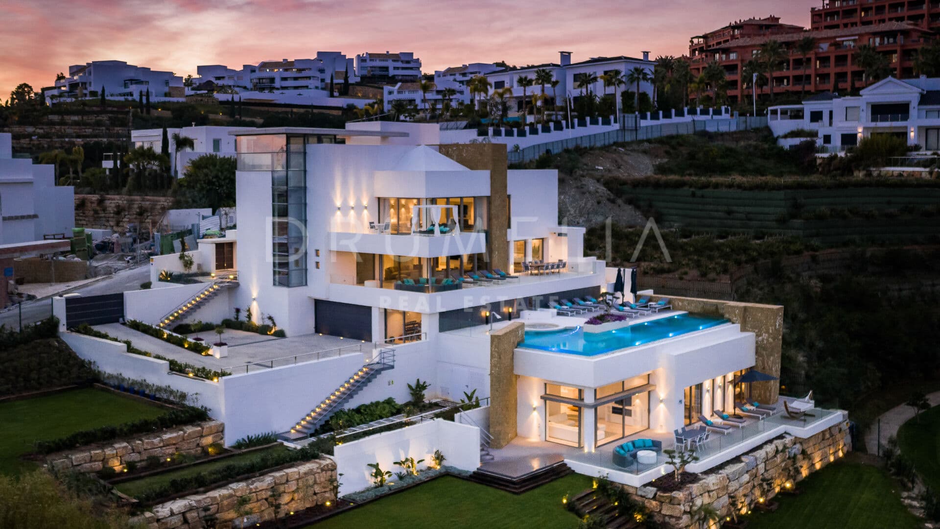 Frontline Golf Modern Luxury Villa with Views, Los Flamingos, Benahavis