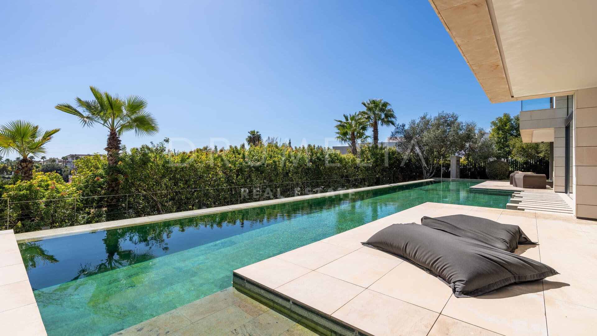 Outstanding New Contemporary Style Luxury House, Golden Mile, Marbella