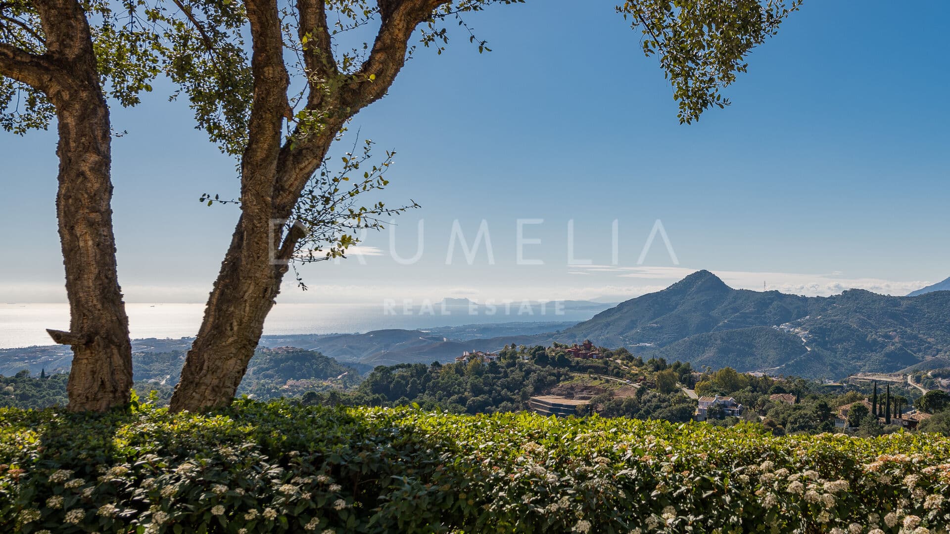 Elegant Villa with Panoramic Views in La Zagaleta, Benahavís