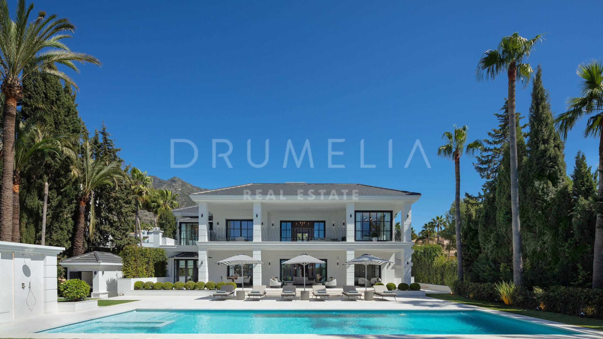 Villa Marusha - Modern Andalusian Villa in Sierra Blanca with La Concha and Sea views