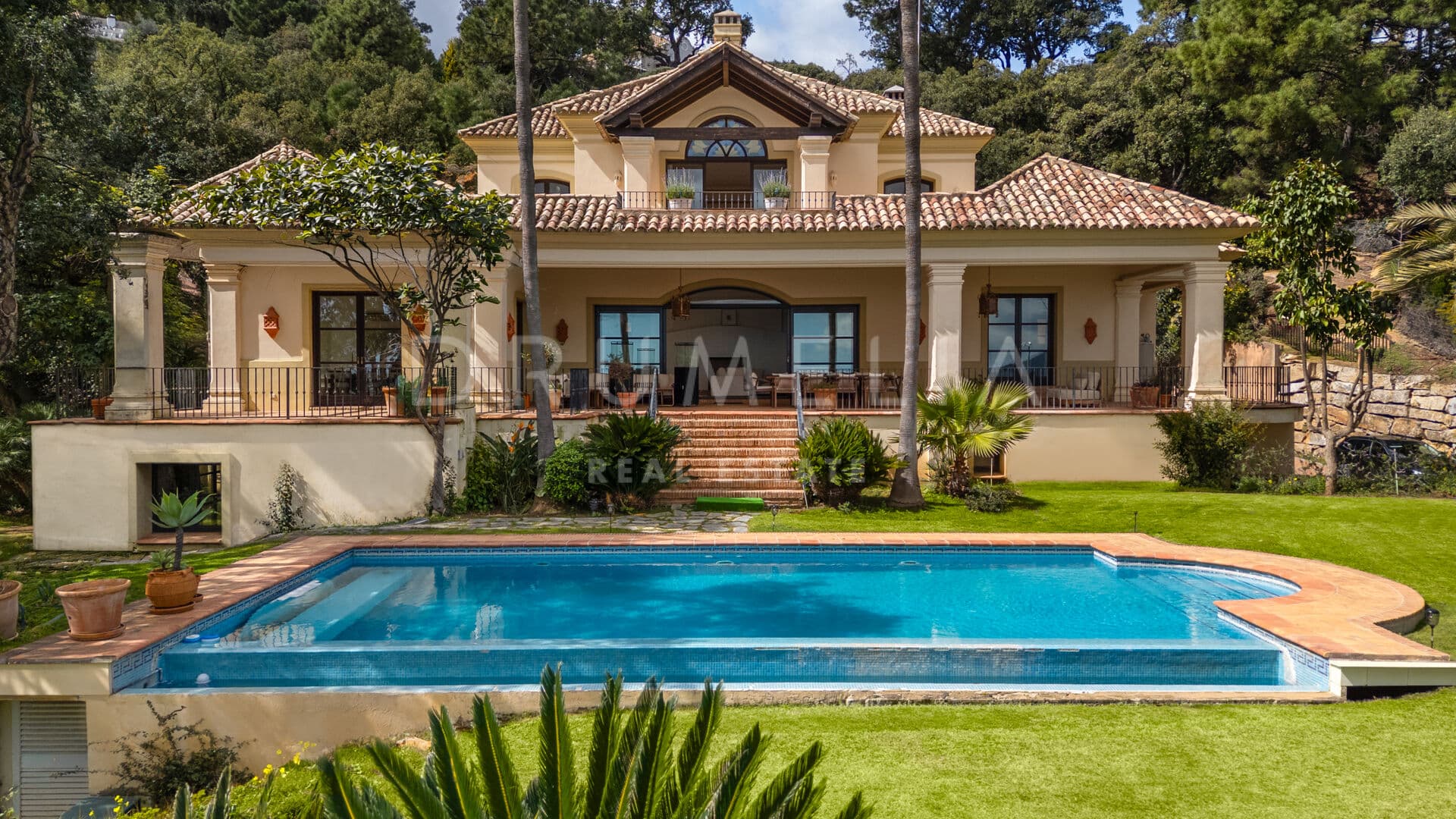 Luxury Mediterranean villa in La Zagaleta with additional plot with project for a second villa - Panoramic sea views in one of Europe's most exclusive gated communities