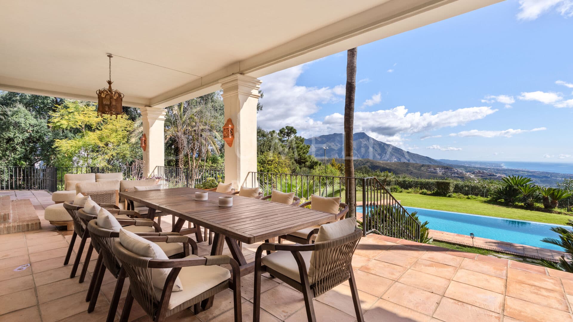 Luxury Mediterranean villa in La Zagaleta with additional plot with project for a second villa - Panoramic sea views in one of Europe's most exclusive gated communities
