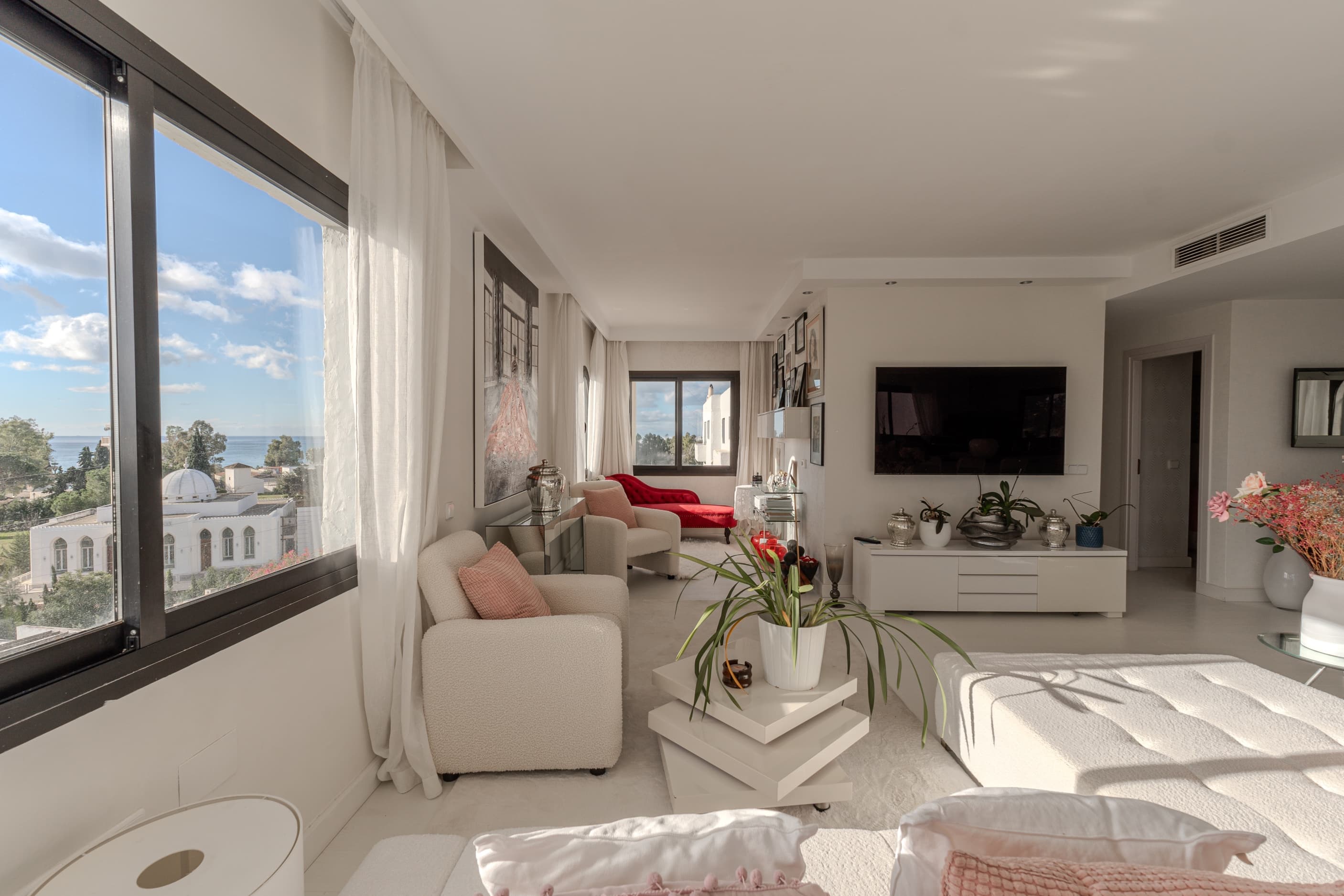 Piso en venta en Milla de Oro, Marbella