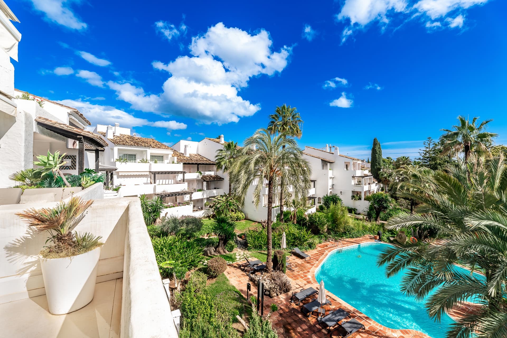Piso en venta en Milla de Oro, Marbella