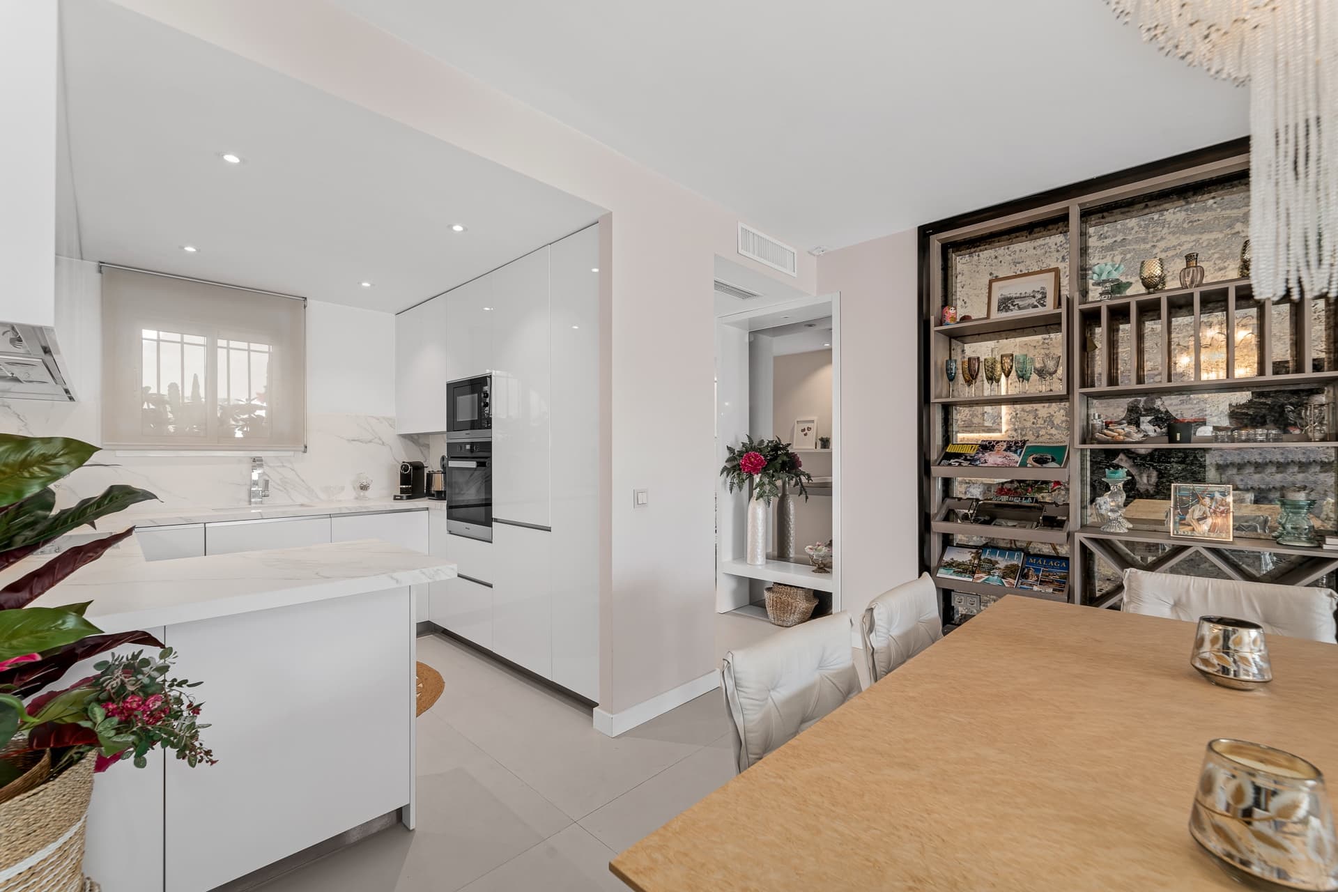 Piso en venta en Milla de Oro, Marbella