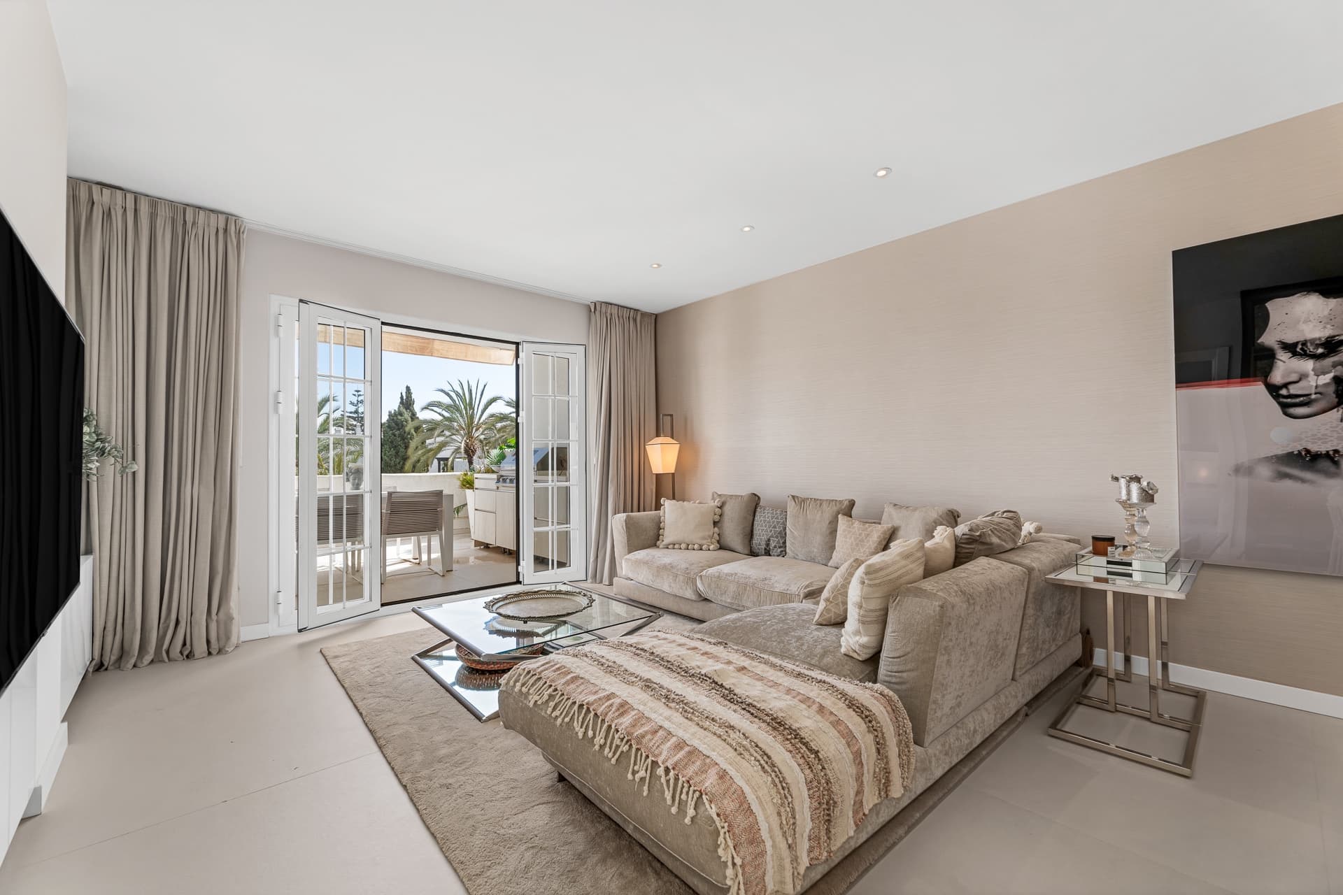 Piso en venta en Milla de Oro, Marbella