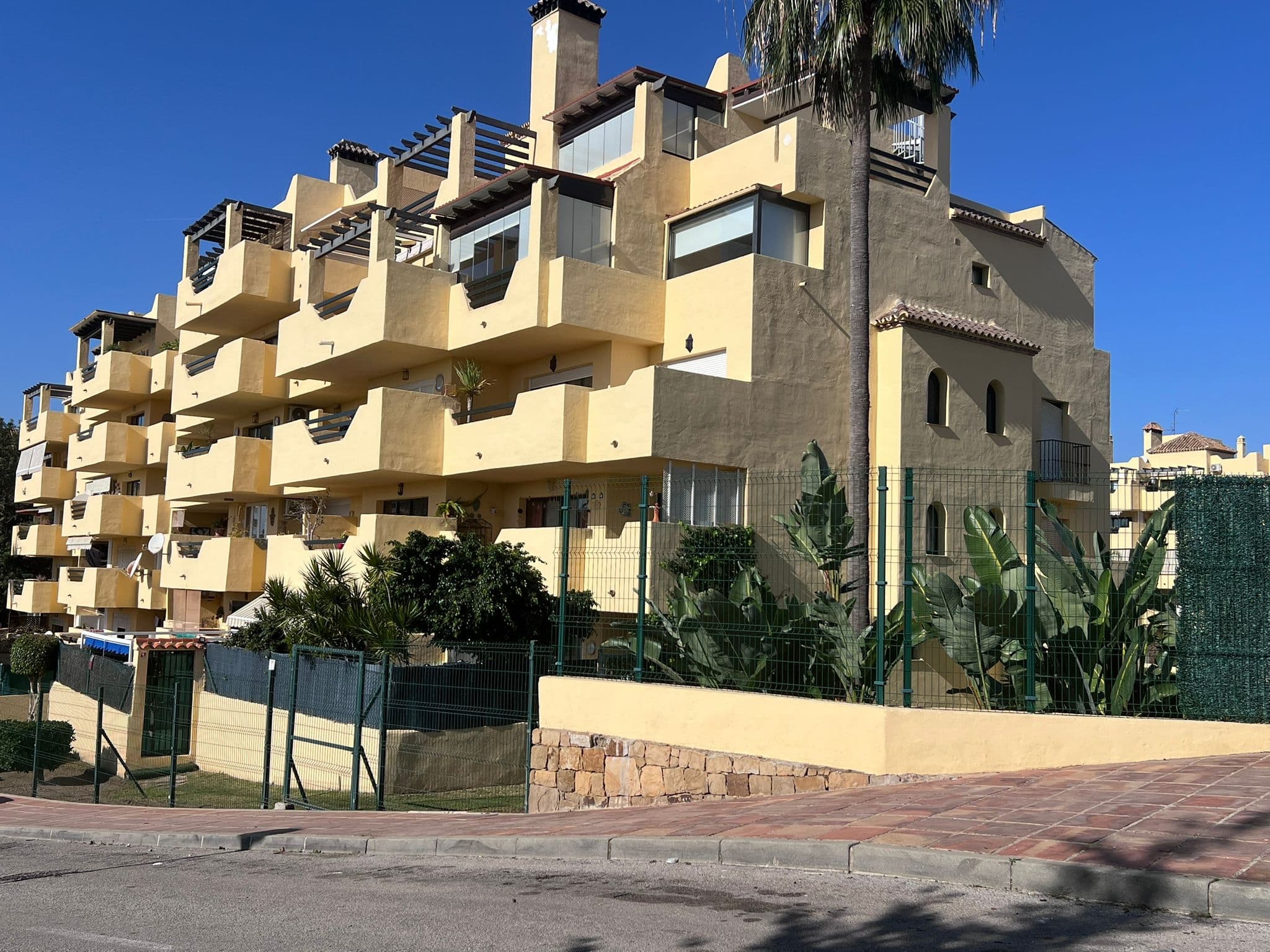 Piso en venta en Nueva Milla de Oro, Estepona