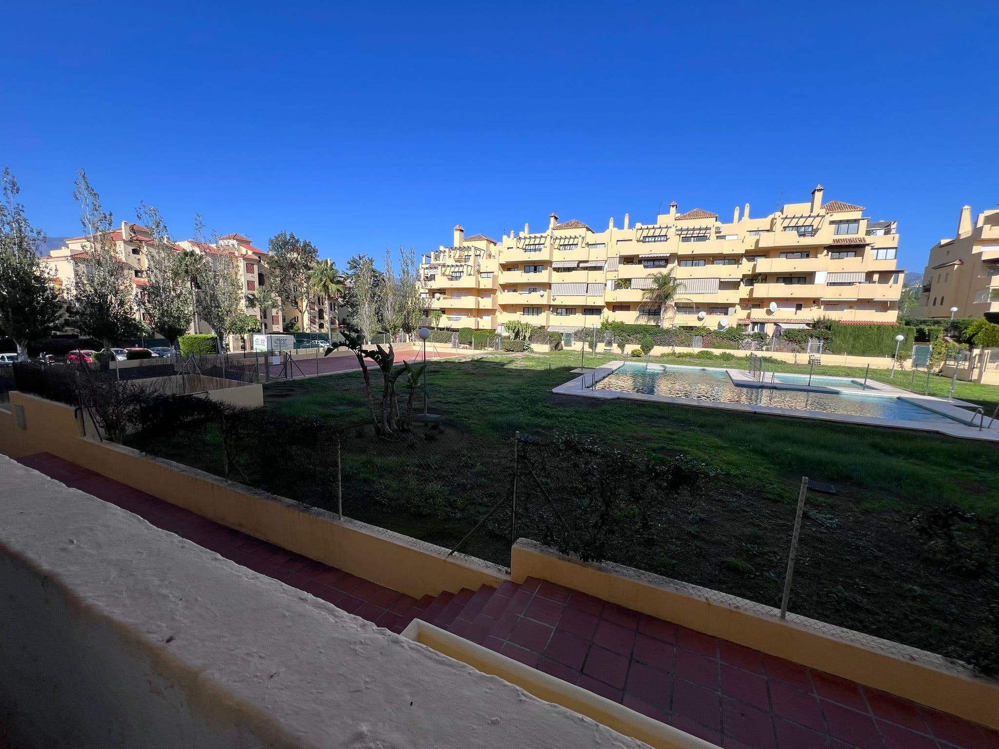 Piso en venta en Nueva Milla de Oro, Estepona