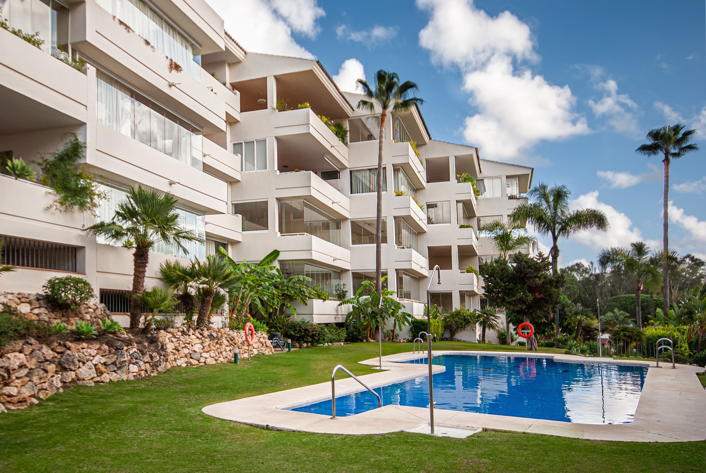 Piso en venta en Elviria, Marbella