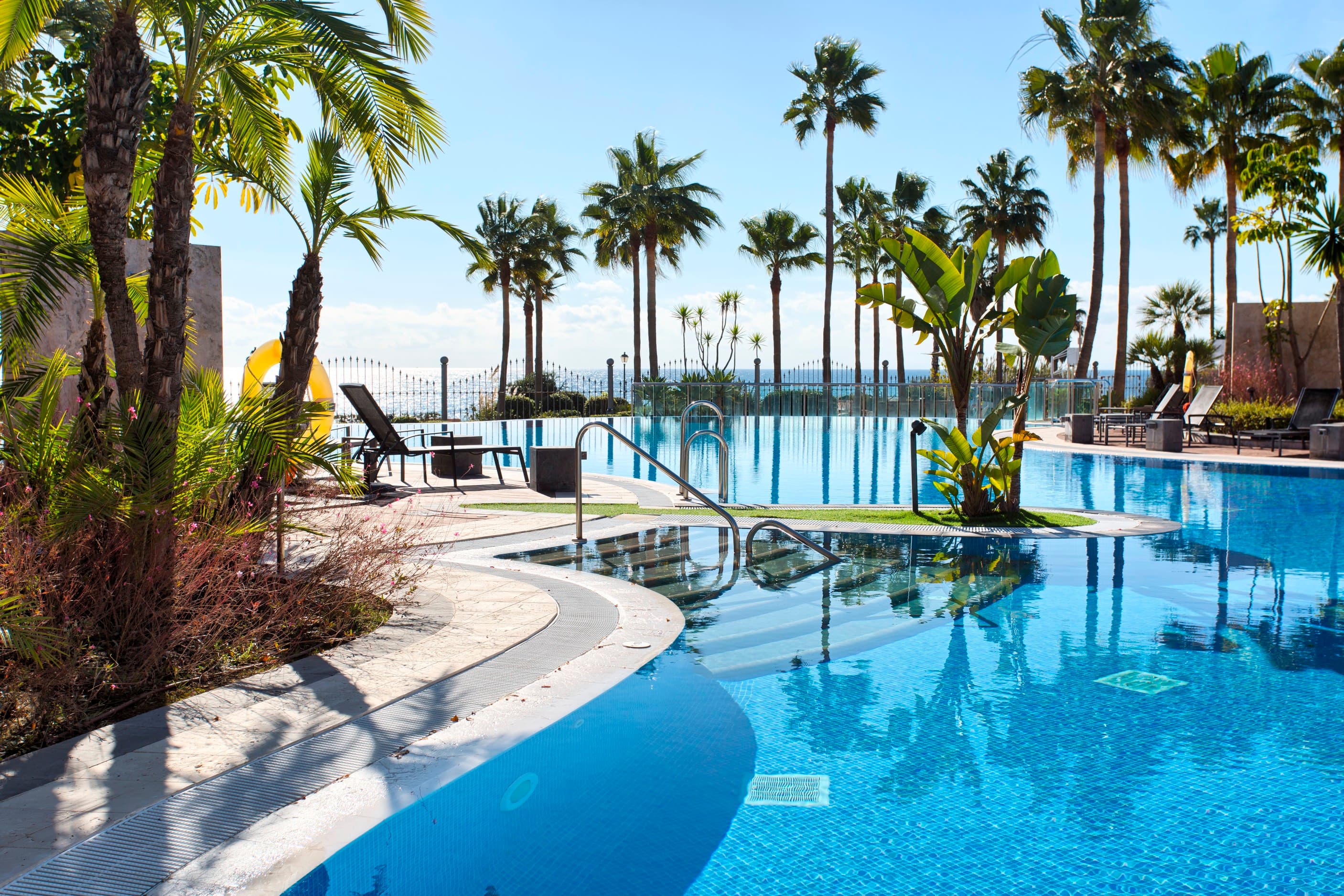 Piso en venta en Nueva Milla de Oro, Estepona
